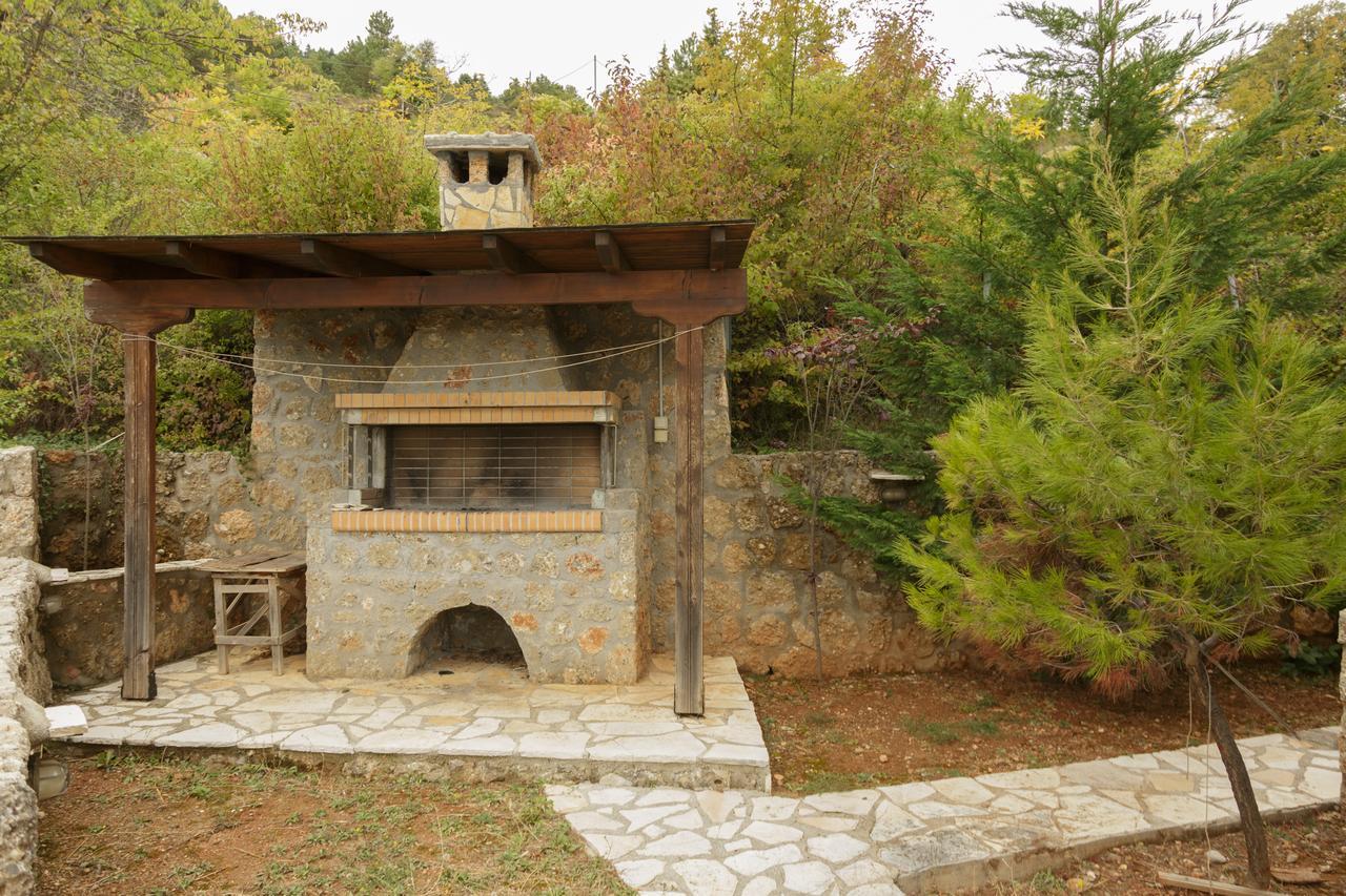 Paradise Chalet Ано Трикала Екстериор снимка